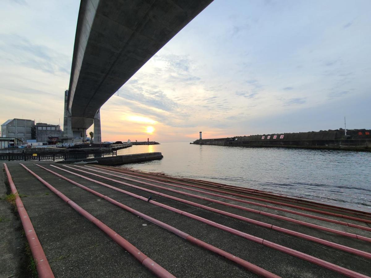 Hayakawa&2Rooms&48M2&5-6Pplmax&Best Location&Well Designed 早川駅徒歩2分 釣り場まで徒歩1分 グループ滞在可能なワーケーション最適プレイス Odawara Exterior photo